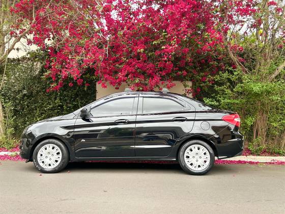FORD KA 1.5 TI-VCT FLEX SE PLUS SEDAN AUTOMÁTICO FORD KA 1.5 TI-VCT FLEX SE PLUS SEDAN AUTOMÁTICO